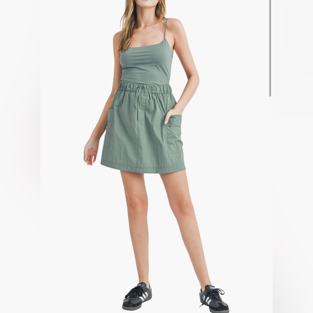 Brand New | Medium | Lush Cargo Pocket Dress